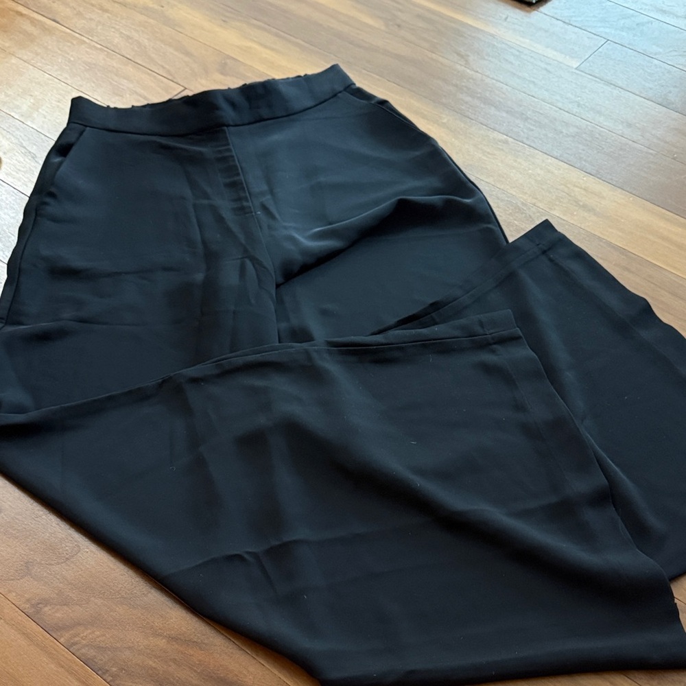 Zenana Black Elastic Waist Wide-Leg Pants with Pockets- Size M! NWOT!